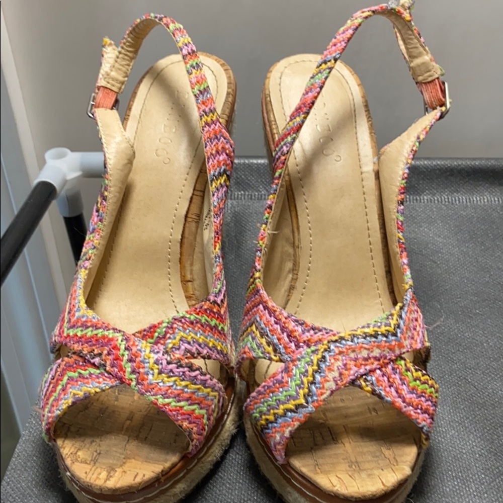 Multi-color crochet wedges